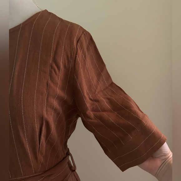 Cute Cocoa Brown w/ white stripe Dress - Picture 4 of 8